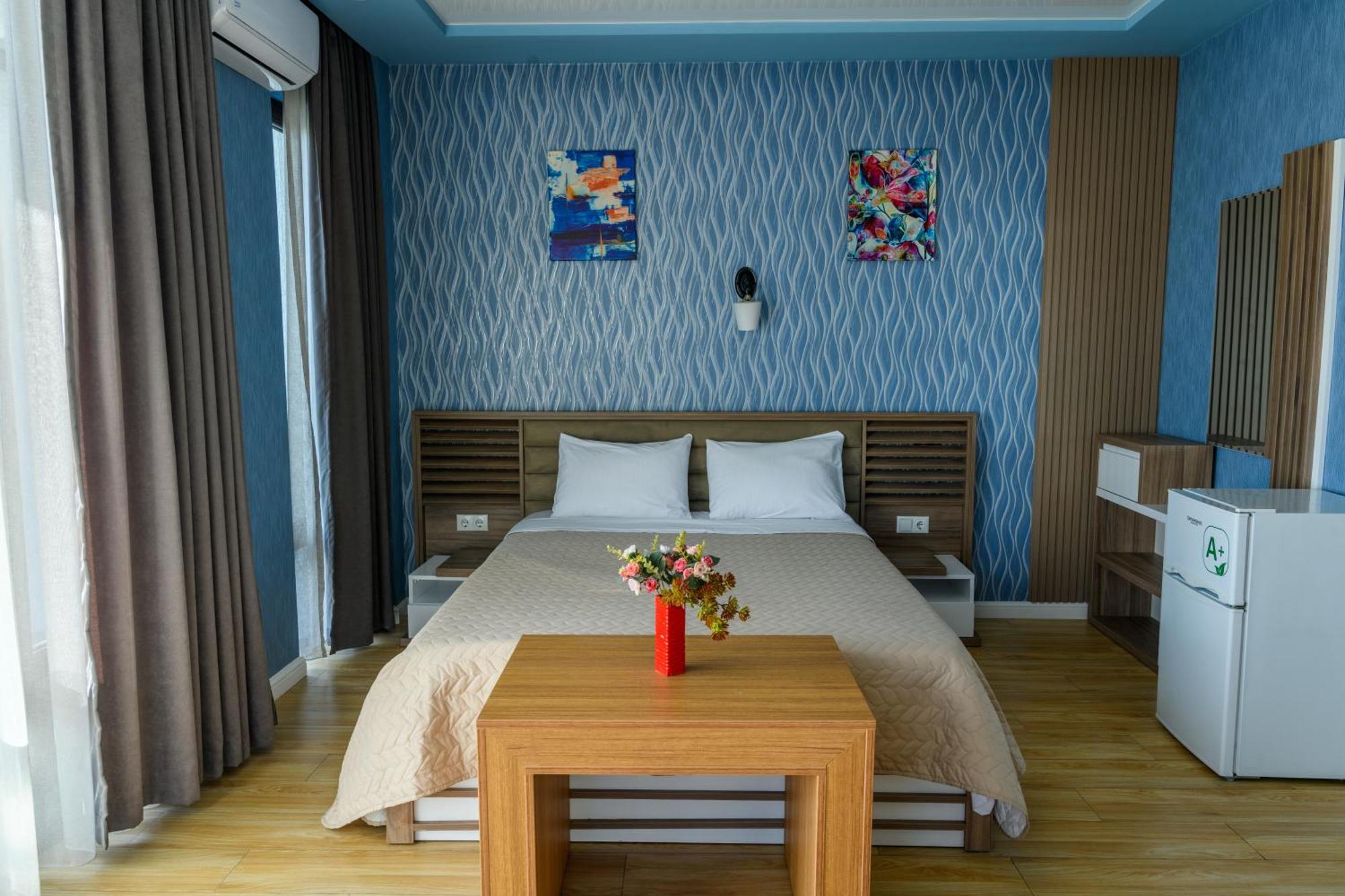 Hotel Sunny Batumi Exterior foto